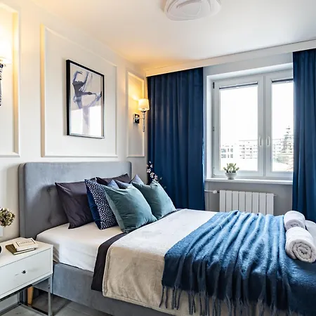 Palace View In Center Ac By Mia Apartamento *